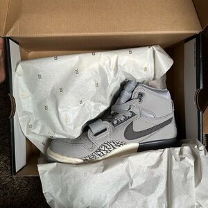 Air Jordan Legacy 312